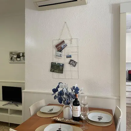 Holiday home Lleida 25, Casa A Planta Baixa Amb Amplia Terrassa Equipada Amb Barbacoa *