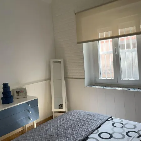 Holiday home Lleida 25, Casa A Planta Baixa Amb Amplia Terrassa Equipada Amb Barbacoa