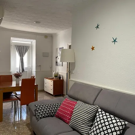 Holiday home Lleida 25, Casa A Planta Baixa Amb Amplia Terrassa Equipada Amb Barbacoa Sant Carles De La Rapita