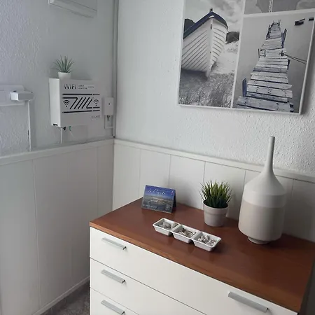 Holiday home Lleida 25, Casa A Planta Baixa Amb Amplia Terrassa Equipada Amb Barbacoa *